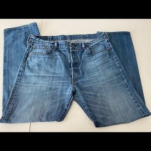 Levi 501 button fly jeans 38x32